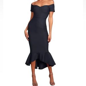 Lulu’s Black Midi Dress(Size Large)